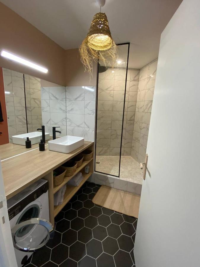 T3 Boheme Chic Comedie Apartment มงต์เปอลิเยร์ ภายนอก รูปภาพ
